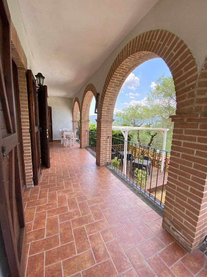Апартаменти Il Poggio Degli Ulivi Collicello Екстер'єр фото